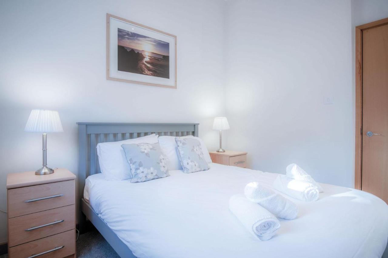 Rhossili Holiday Cottage - 2 Bedroom - Parkmill エクステリア 写真