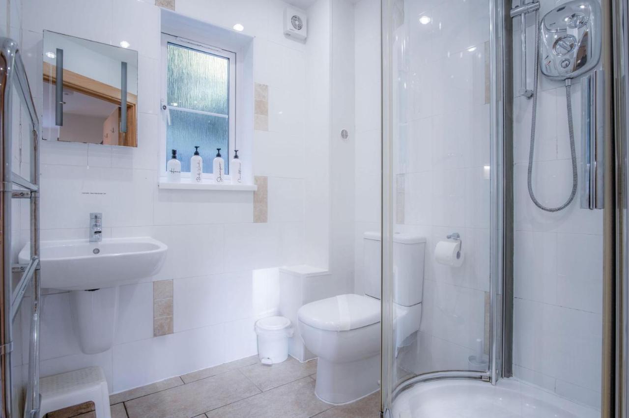 Rhossili Holiday Cottage - 2 Bedroom - Parkmill エクステリア 写真
